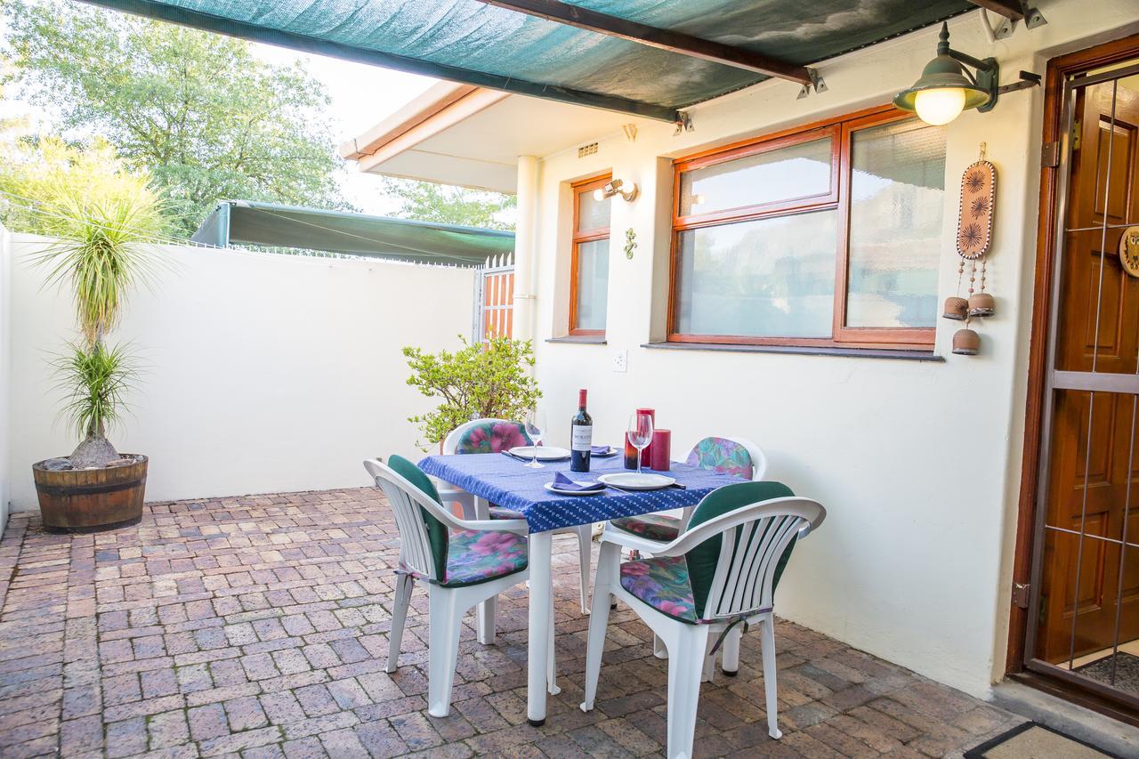 Eikepark Self Catering Stellenbosch Exterior foto