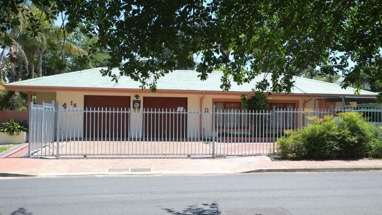 Eikepark Self Catering Stellenbosch Exterior foto